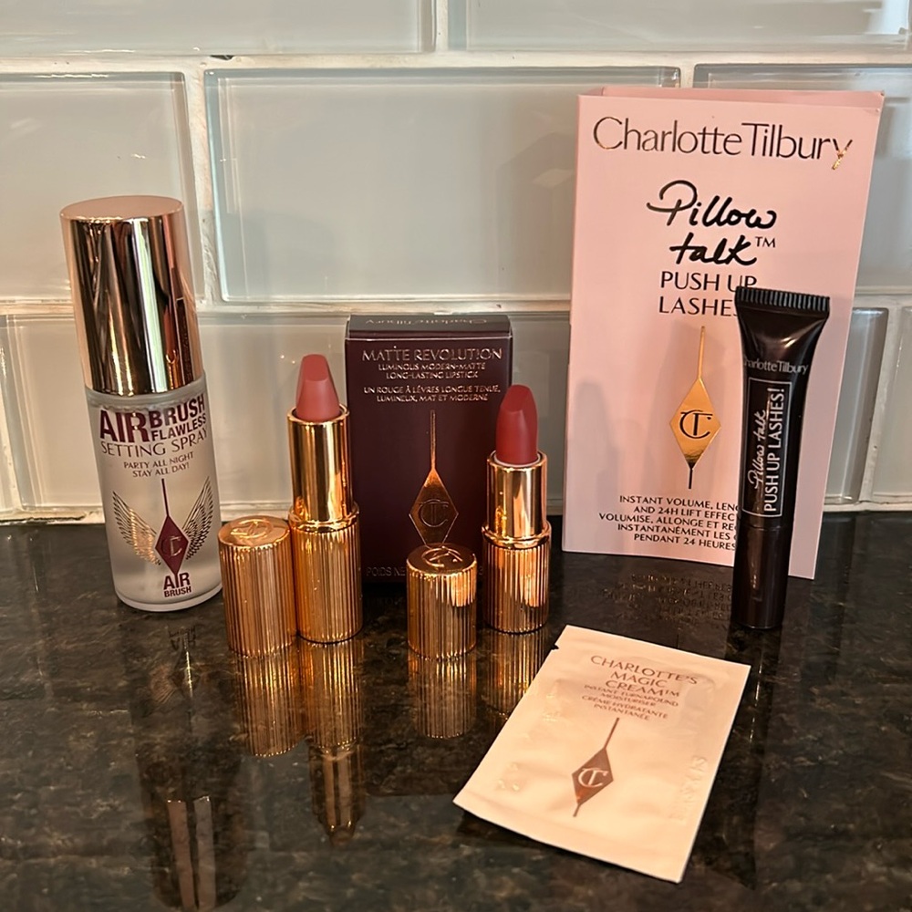 Charlotte Tilbury Deluxe Travel Makeup Set Pillow talk & Walk of no Shame NEW